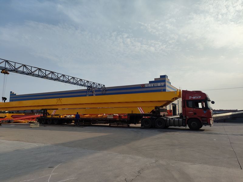 一批歐式單梁、歐式葫蘆雙發(fā)往山東威海